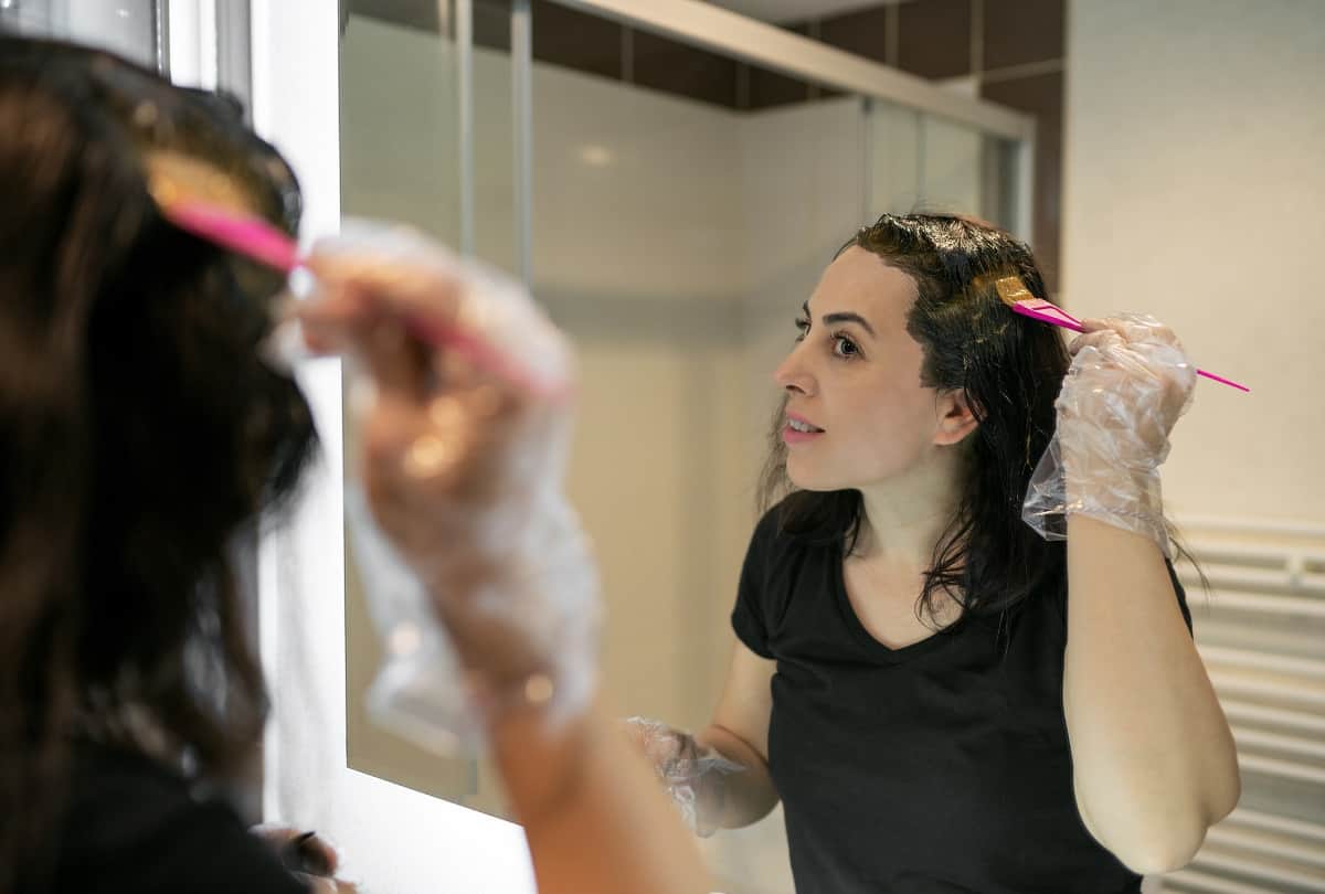 how to use hair colour Keep these four things in mind while hair dye