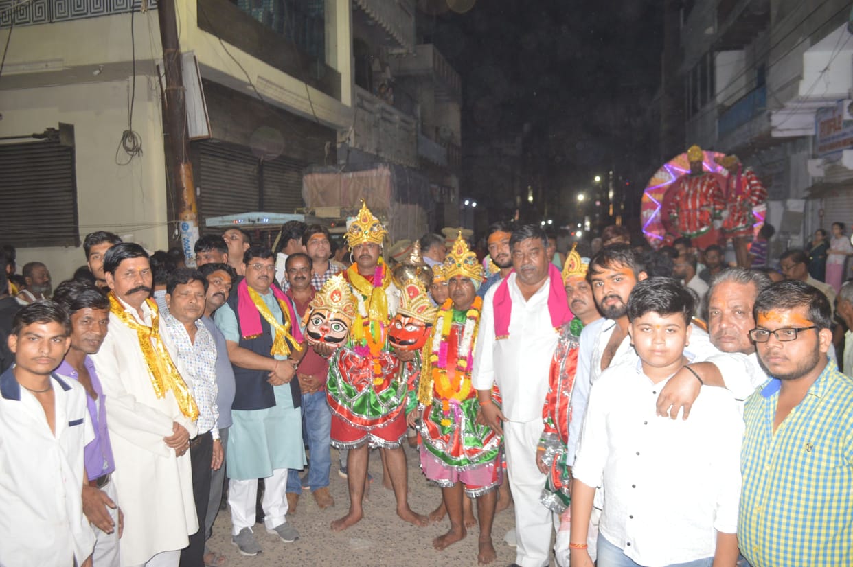 Hathras : Hanuman procession taken out in the city with gaiety in the city