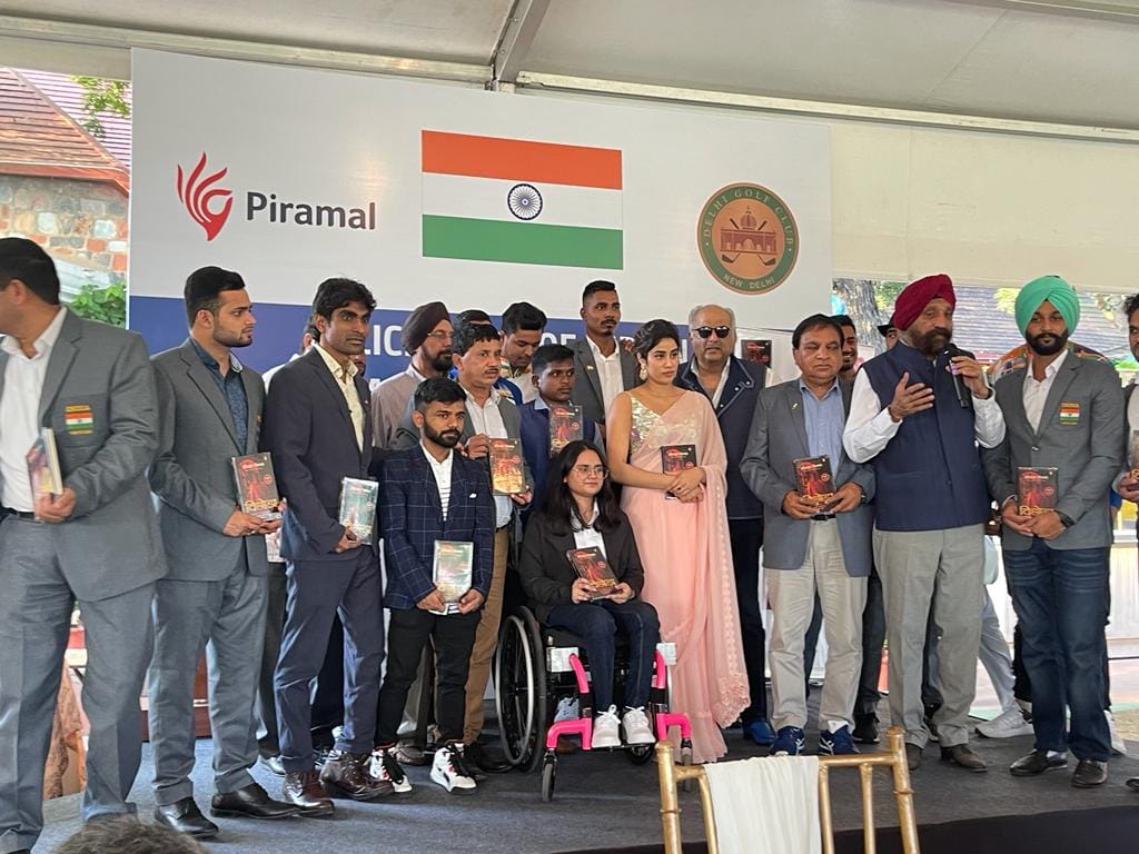 Proud moment: Jhanvi Kapoor met para athletes, said - you made everyone proud