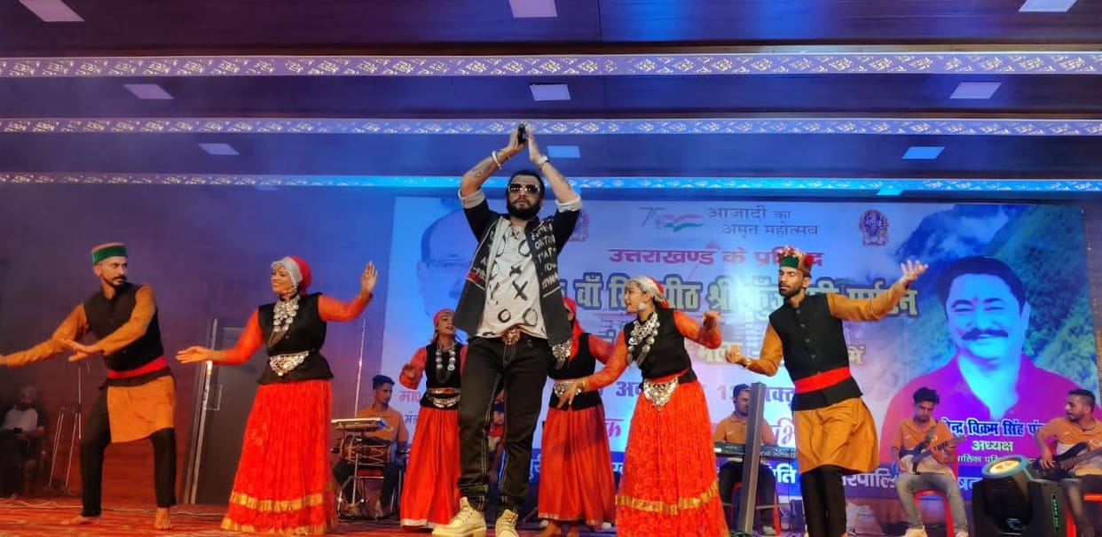 Jaunsari artist Kuldeep got a lot of applause from the audience