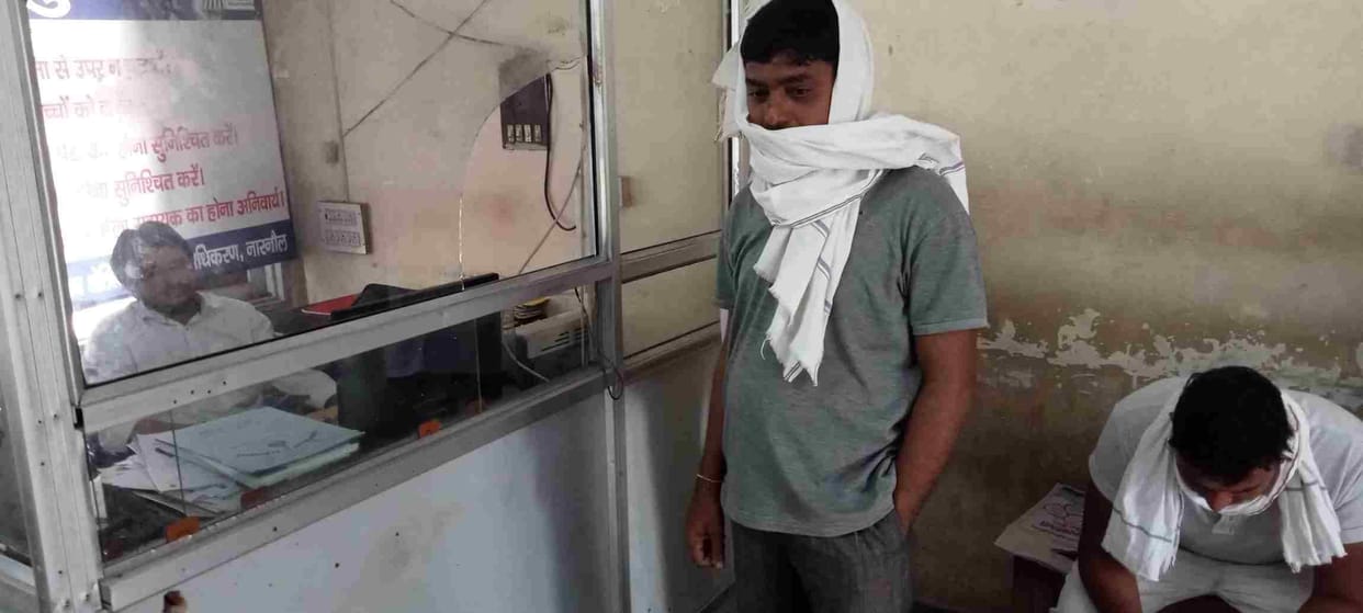 People waited for hours due to server down in RTO office