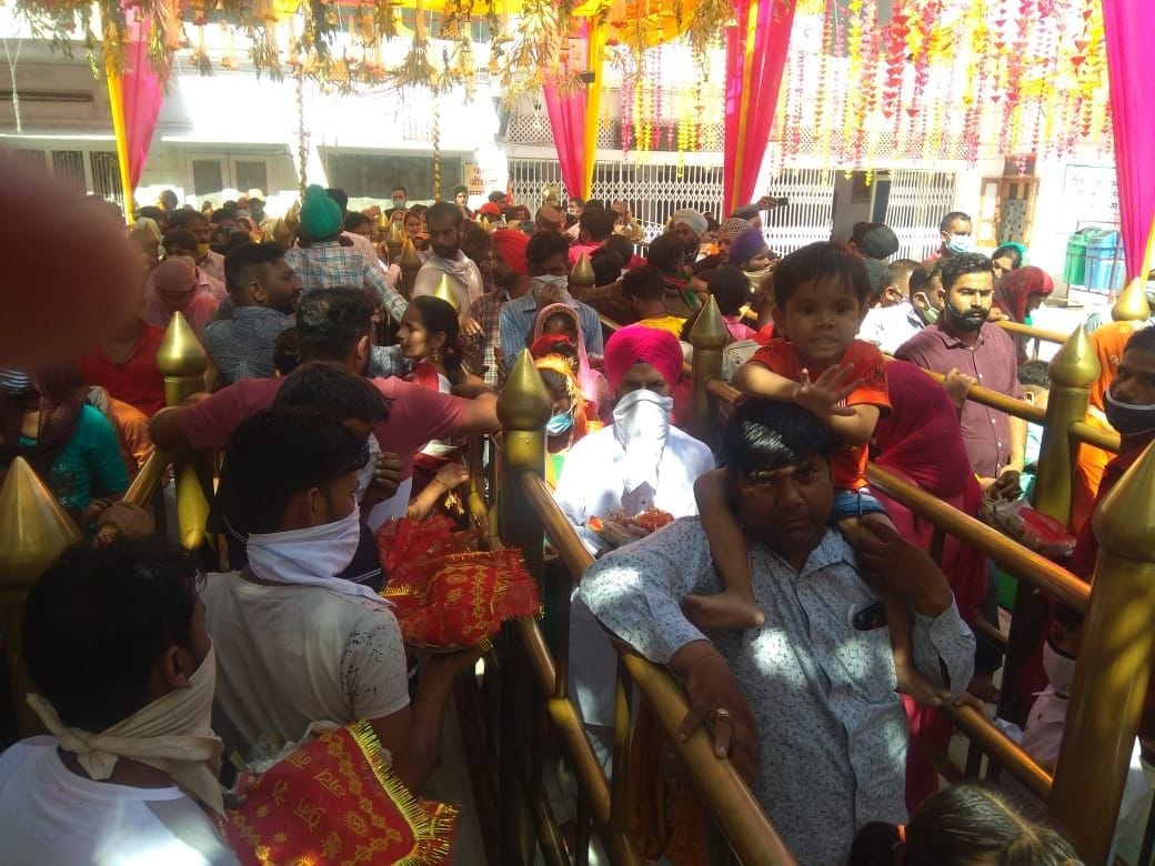 20 thousand devotees got new head in Sri Nayana Devi