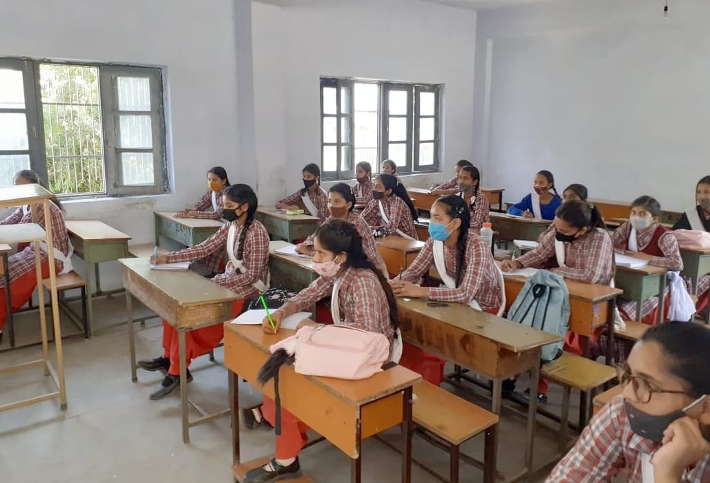 69 percent students from class VIII to 12 reached school in Kullu district