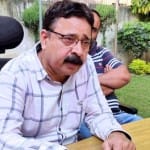पत्रकारों को जानकारी देते विभूति शर्मा।