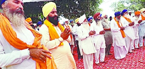 Kheri: Last Ardas held at the house of deceased farmer Nakshatra Singh in Dhaurhara