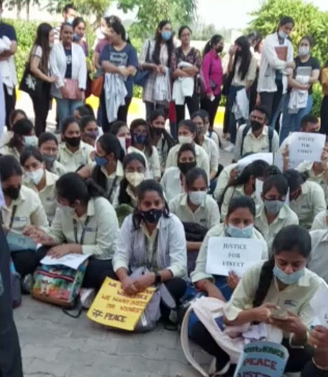 Demand for arrest of accused of student's murder, demonstration
