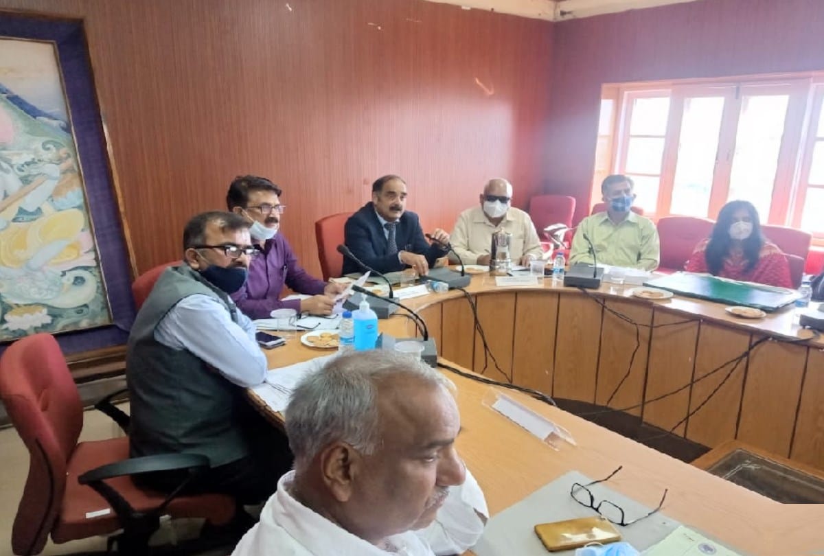 One crore rupees each to 18 excellent degree colleges of Himachal pradesh