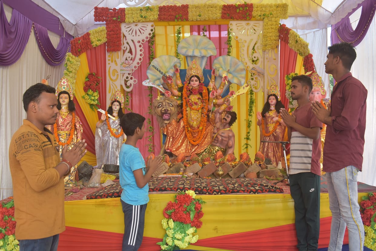 pyara Sija Hai Tera Dwar Bhavani...