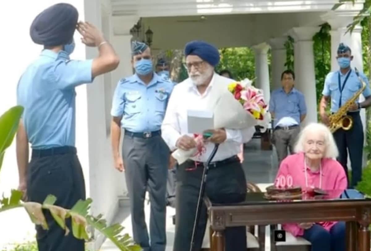 World War II air warrior Duleep Majithia bungalow auction by Revenue Department in Chaurichaura Tehsil