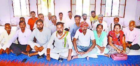 Tikunia uproar: Congress observed a silent fast demanding action against the accused