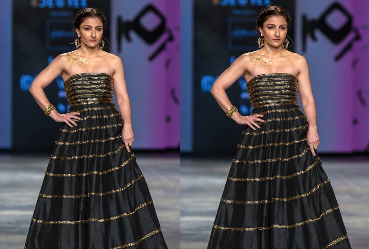 Lakme Fashion Week 2021 Event Photos Kareena Kapoor To Malaika Arora