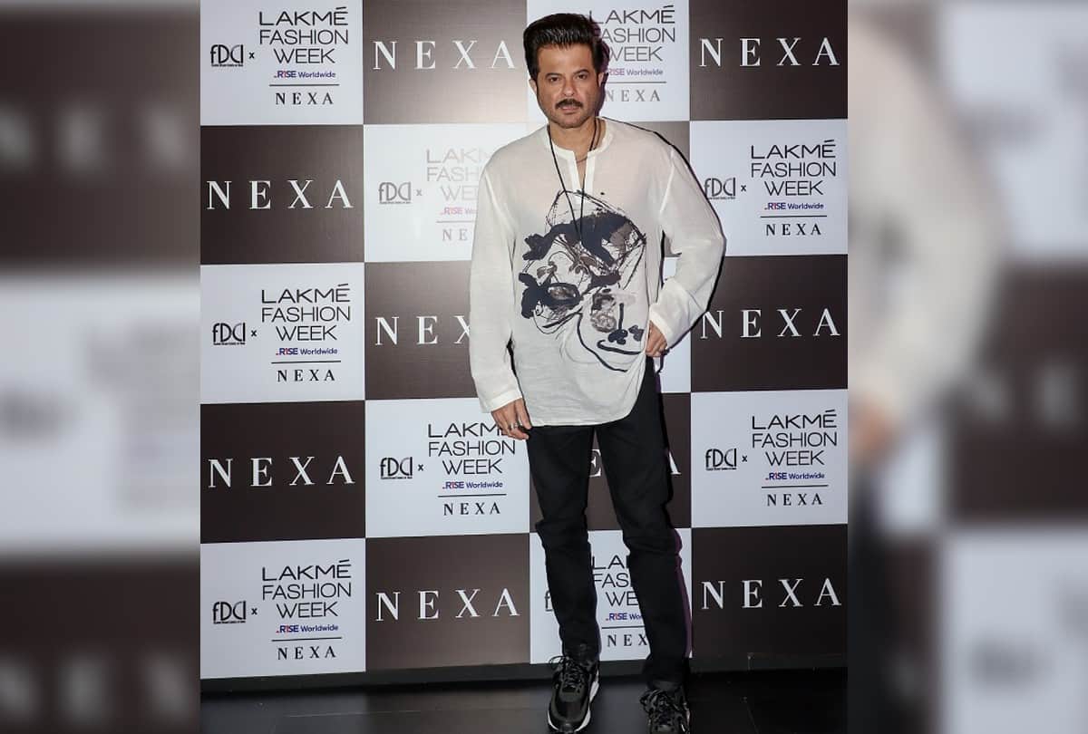 Lakme Fashion Week 2021 Event Photos Kareena Kapoor To Malaika Arora