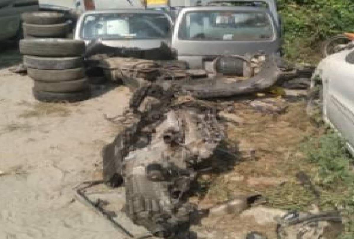 Police caught interstate vehicle thief gang in agra