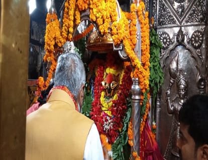 Navratri 2021 Vindhyachal dham Devotees gathered to worship maa Mahagauri on ashtam tithi