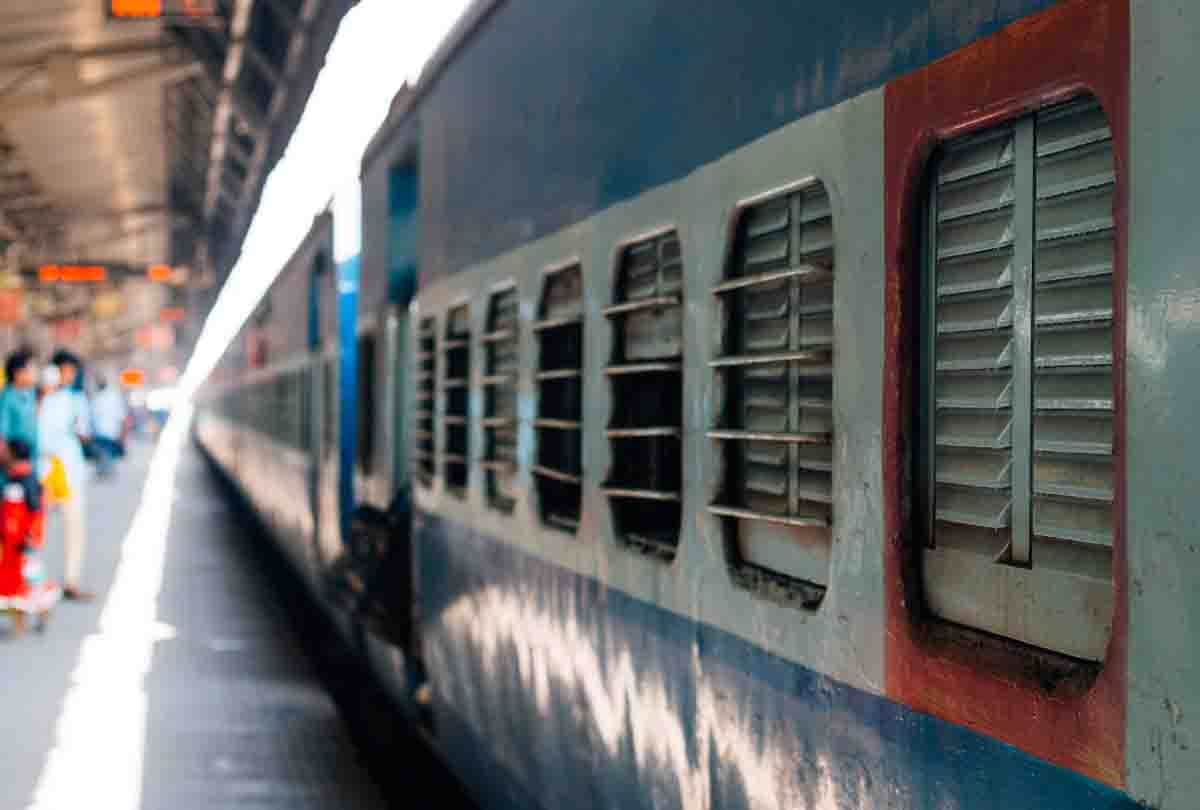 Three pairs of Delhi-Bihar special trains will run for Chhath