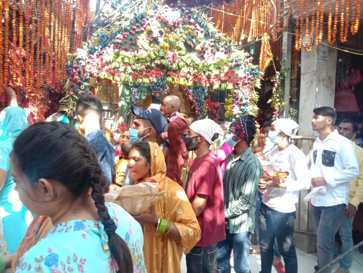 In Chintpurni, thousands of devotees got their heads refurbished on Ashtami