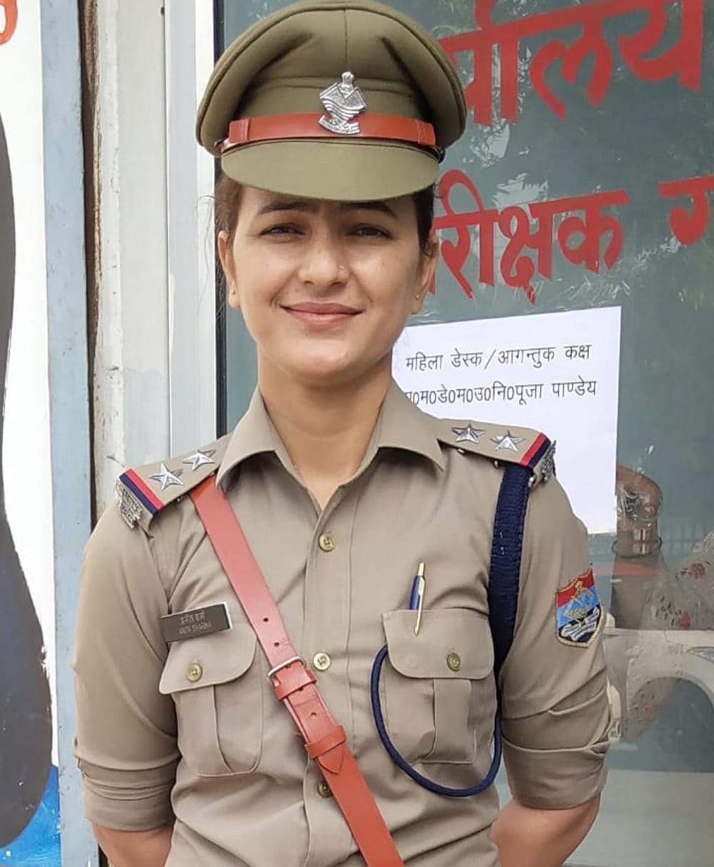 Shardiya Navratri 2021 in Uttarakhand: In Haridwar, this lady officer is killing crime, see photos