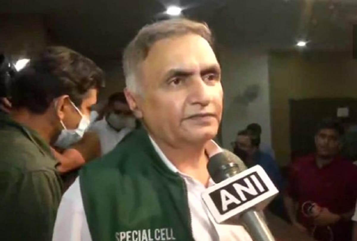 Mohammad Ashraf used to talk to Pakistan handler through e-mail