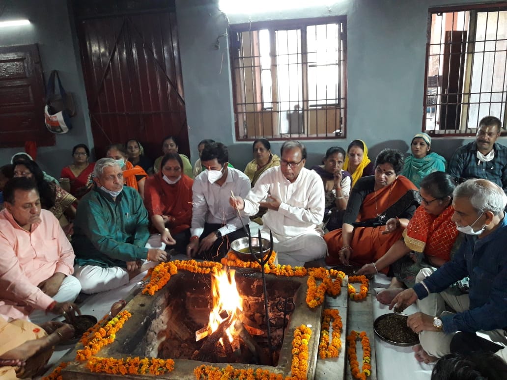 Ashwin Navratri: Cooperation Minister Dr. Banwari Lal also took blessings of Kali Mata