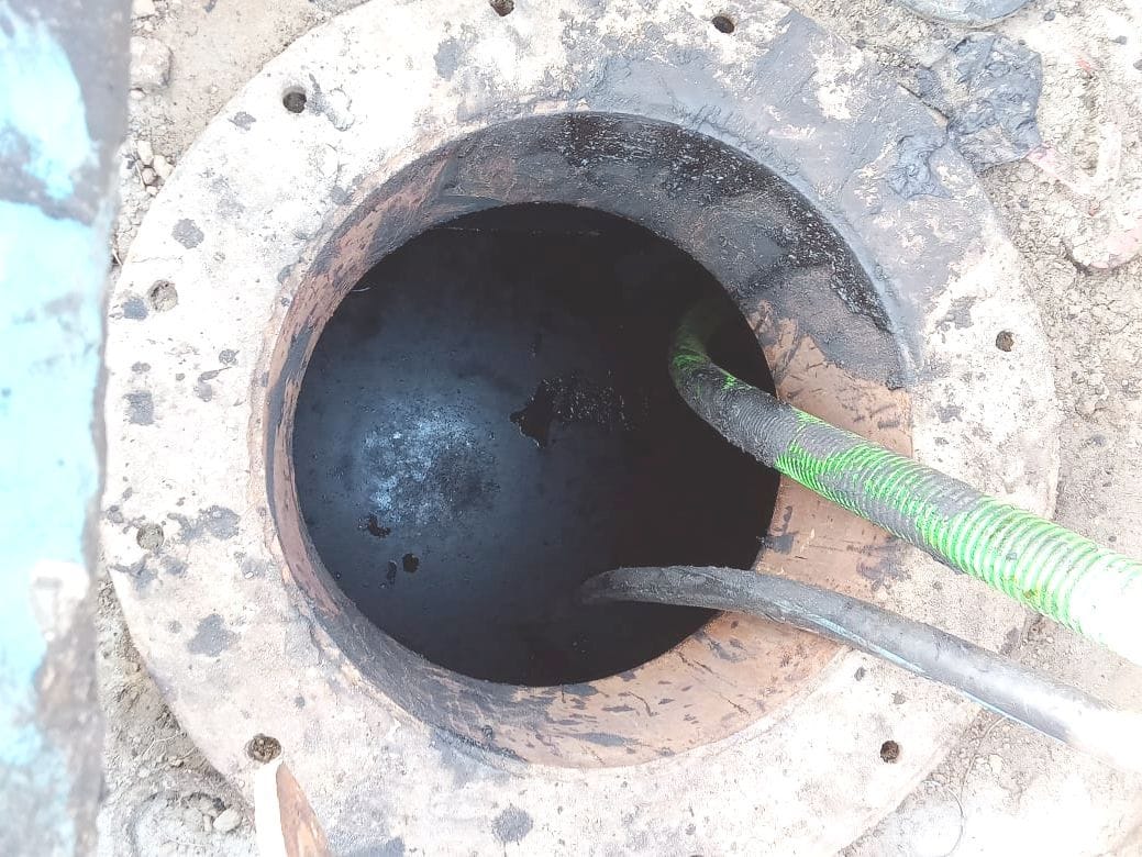 Death of two laborers who came to clean the tank of chemical factory