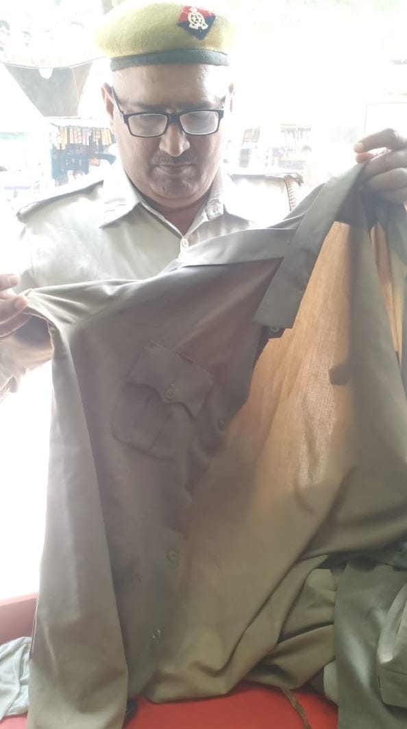 fathepur news,Attempt to set fire to head constable by sprinkling diesel