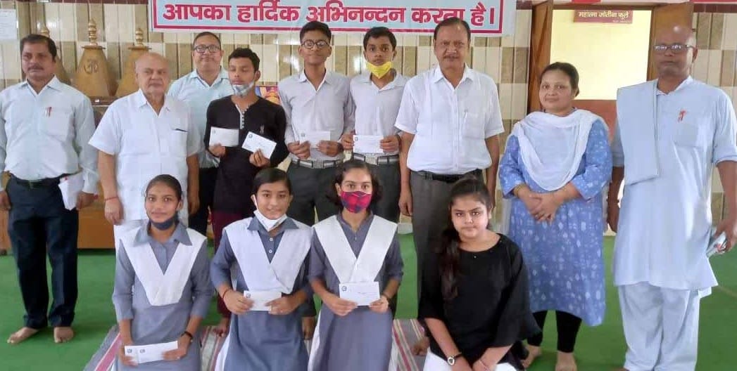 Distribution of Bhaurao Deoras scholarship to the meritorious