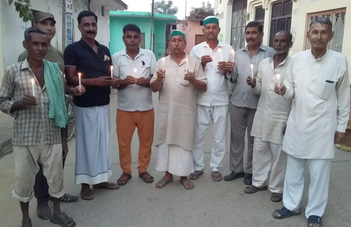 Candle march took out the peace of the soul of martyr farmers