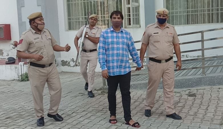Death penalty for killing the husband and father-in-law of the girl for false pride