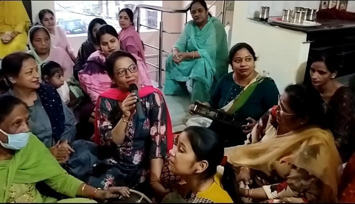 With the prayer of Mahagauri, the girl's feast will prove the desire , Yamunanagar