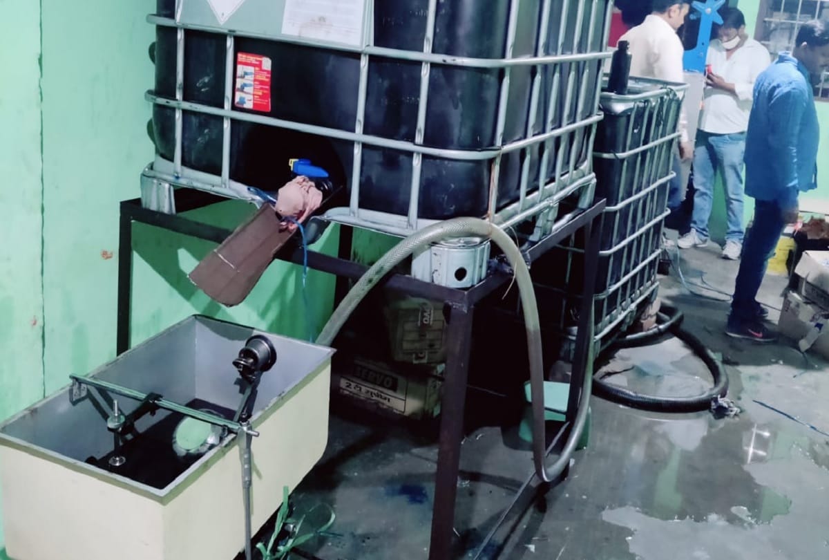Old oil refined to make new lubricant in Ghaziabad factory police recovers materials worth 5 crores
