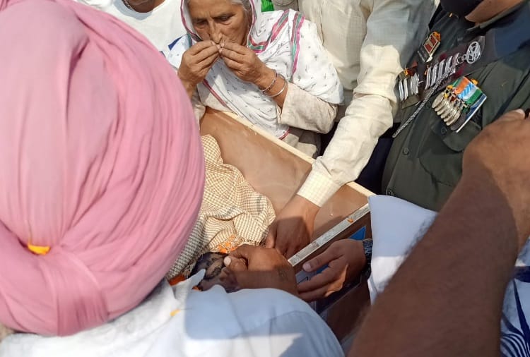 Martyr Naib Subedar Jaswinder Singh Mother Said She will also Send her Grandson to Army