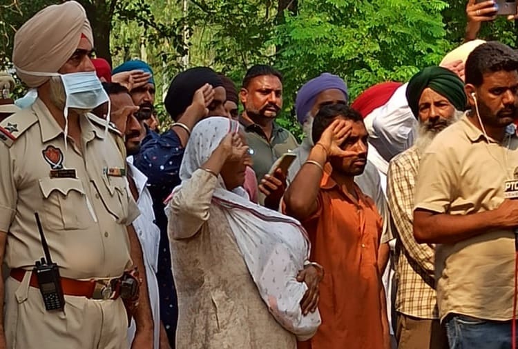 Martyr Naib Subedar Jaswinder Singh Mother Said She will also Send her Grandson to Army