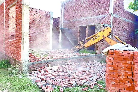 BDA's bulldozer ran on another illegal colony