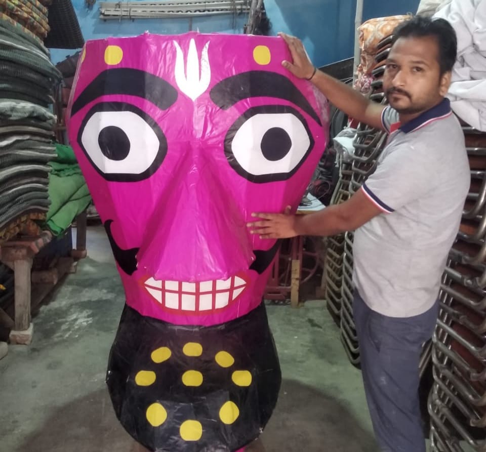 The height of the effigies of Ravana, Meghnad and Kumbhakarna increased