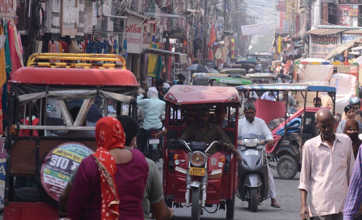 City jammed, vehicles kept crawling