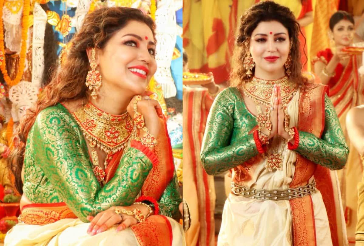 Tv Ramayana Sita Debina Bonnerjee Played Look in dussehra 2021