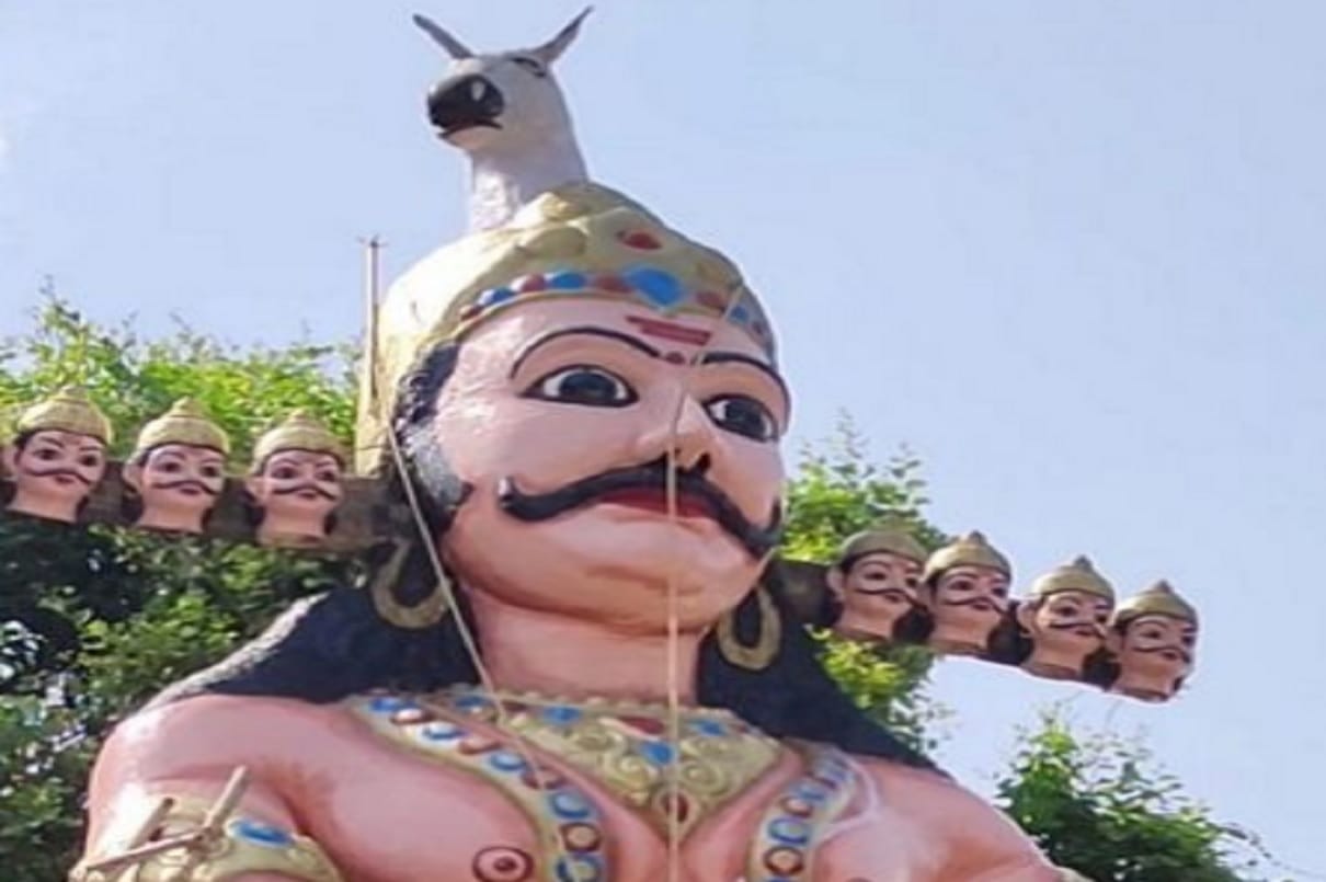 Dussehra 2022 Kab Hai 4 or 5 October Know Ravan Dahan Date Time And Shubh Muhurat