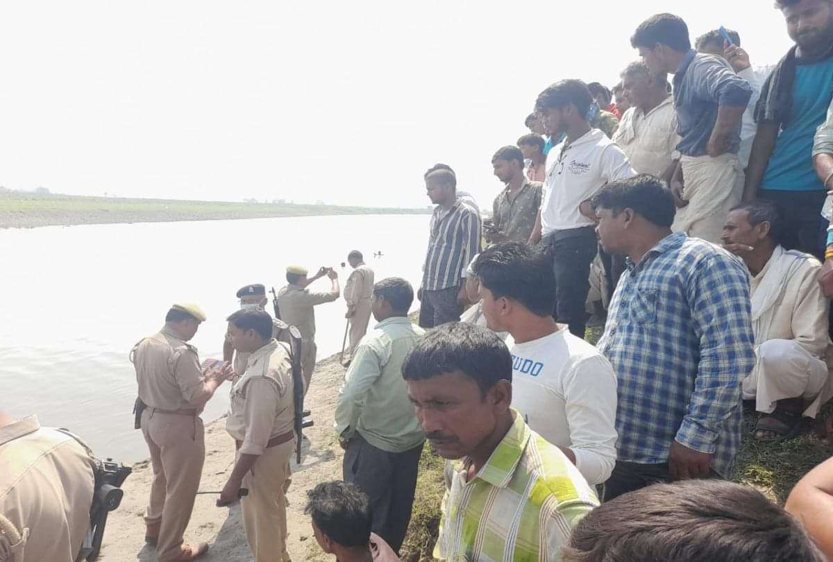 Etah kali river accident three members of a family drowned in Kali river