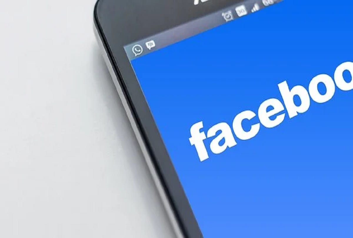 After australia now Facebook will pay to media companies in exchange for news
