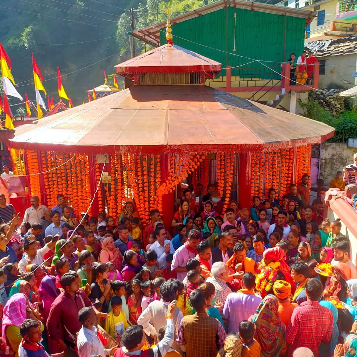 Mahakali descended on Pashwa