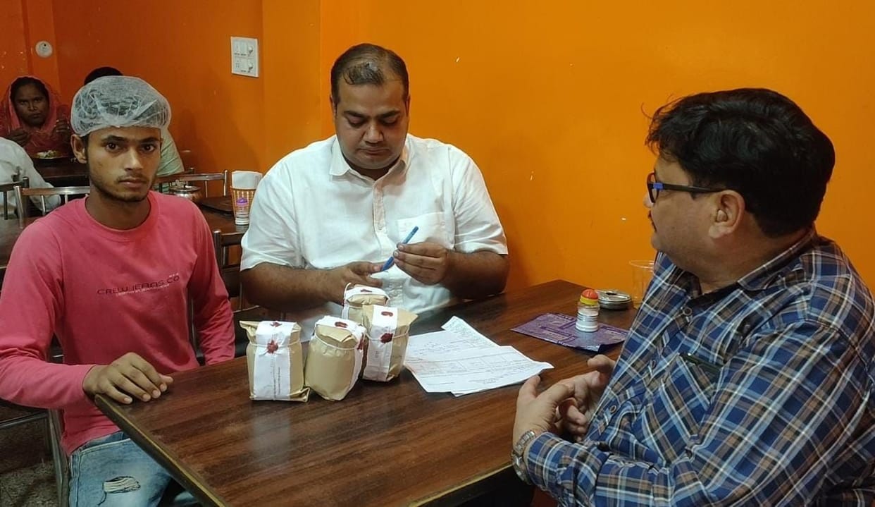 There was a stampede among the shopkeepers after seeing the team of Health Department who arrived to collect samples of sweets.