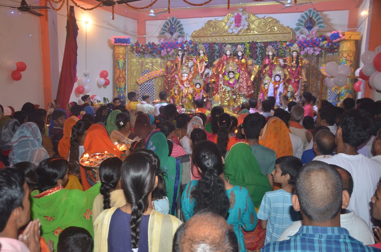 The chants of Mata Rani reverberated in the temples and pandals