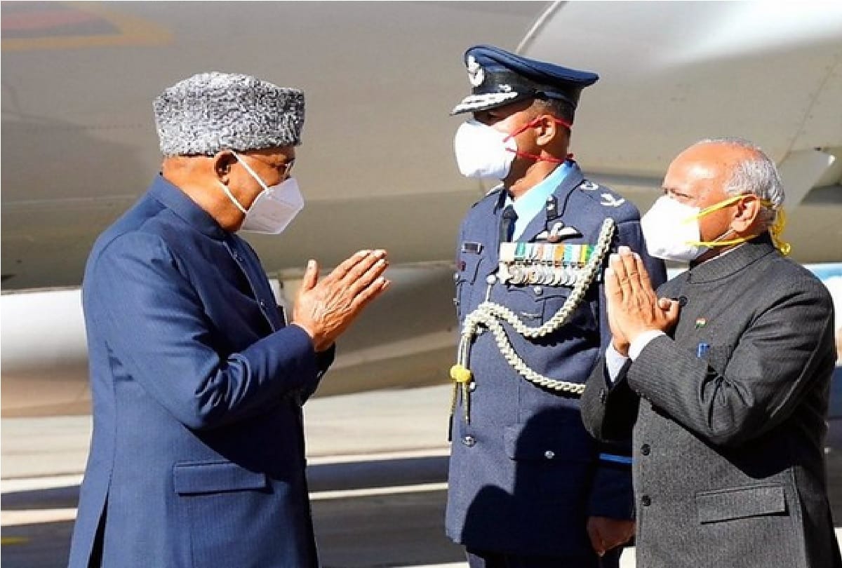 Jammu-Kashmir: President Kovind arrives in Ladakh, will celebrate Dussehra with soldiers in Dras