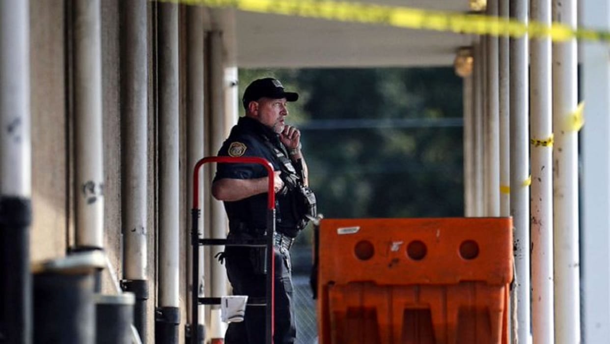 America: Three people with a attacker died during the firing in a post office in Memphis city, read other important news of the world