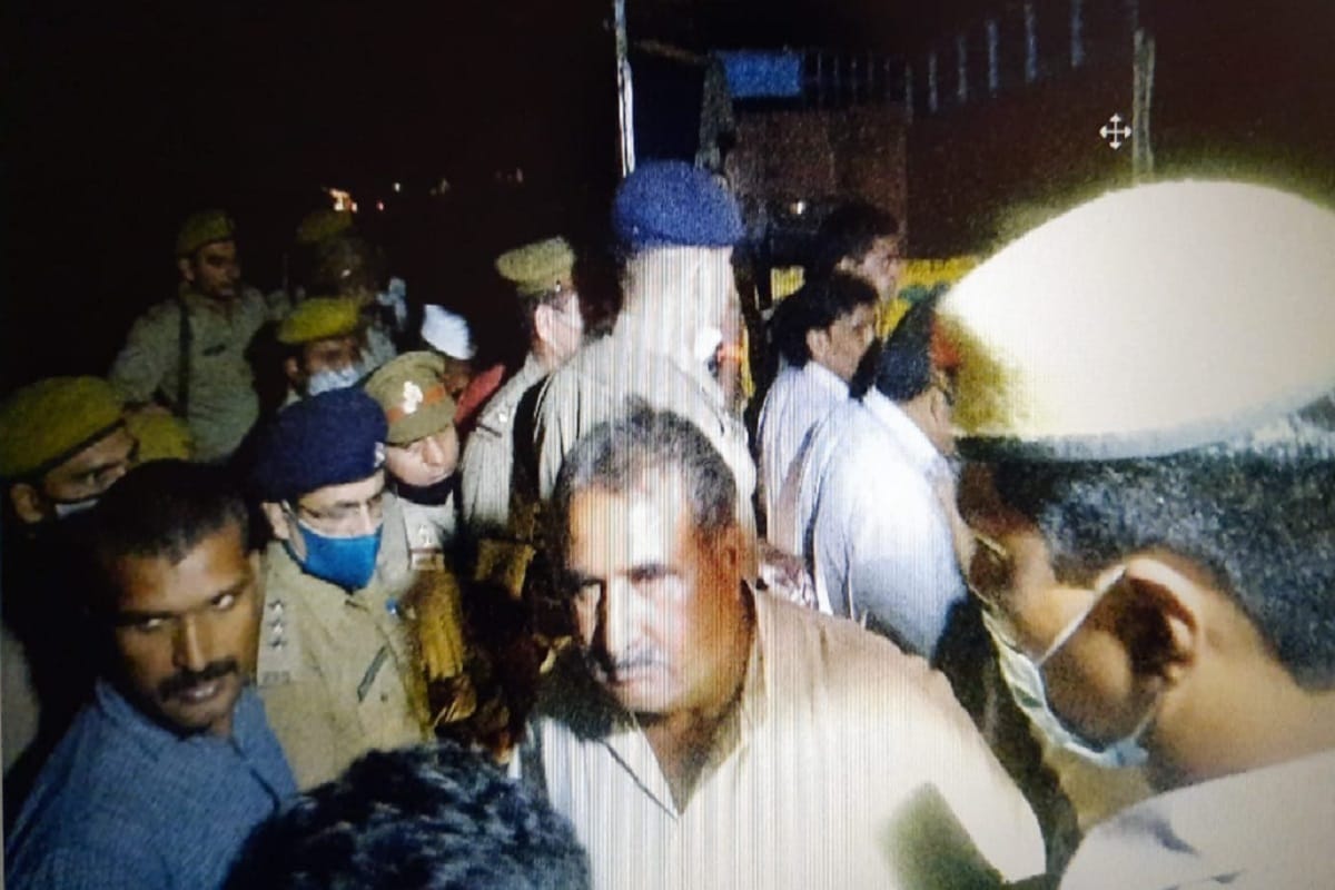 Police has got many important clues in the murder of two friends in Muzaffarnagar.