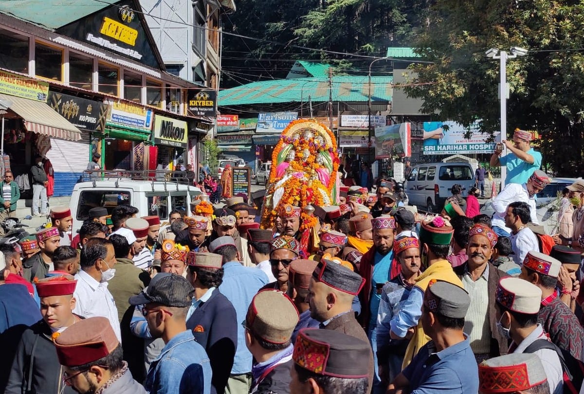 international kullu dussehra 2021 will start from Friday 150 devi devta reached