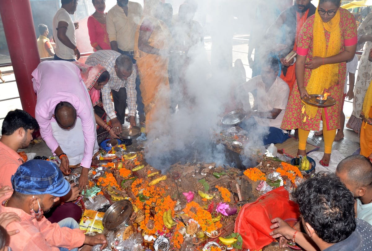 Navratri 2021: Completion of the rituals of Shardiya Navratri, adornment of Mother Siddhidatri in temples