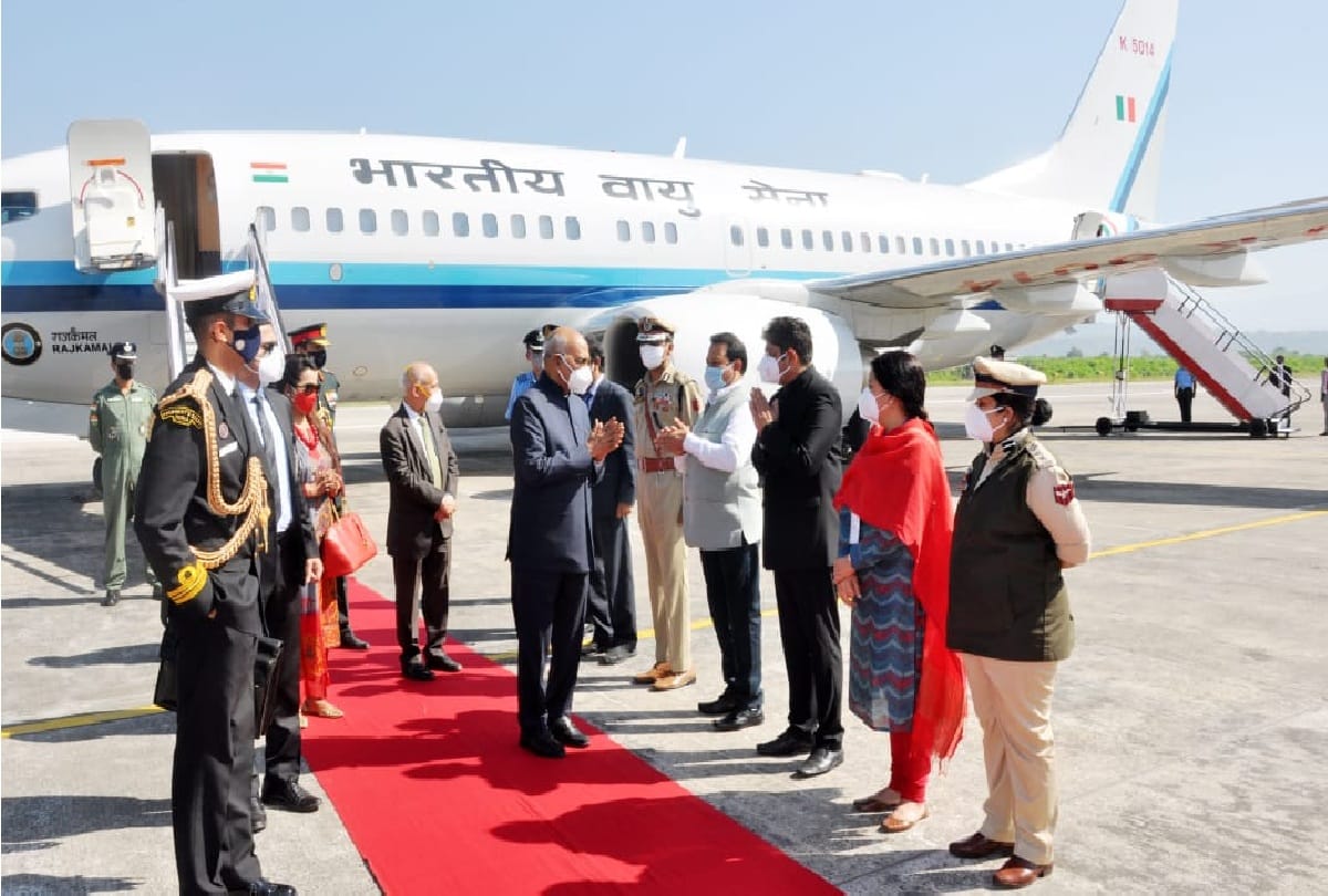 President Ram Nath Kovind performs Sindhu Darshan Puja in Leh will celebrate Dussehra with jawans in Drass