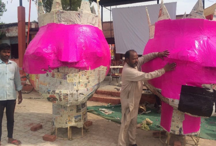 Muslim Artist has Preparing Effigies of Ravana, Meghnad and Kumbhakarna on Dussehra in Rajpura