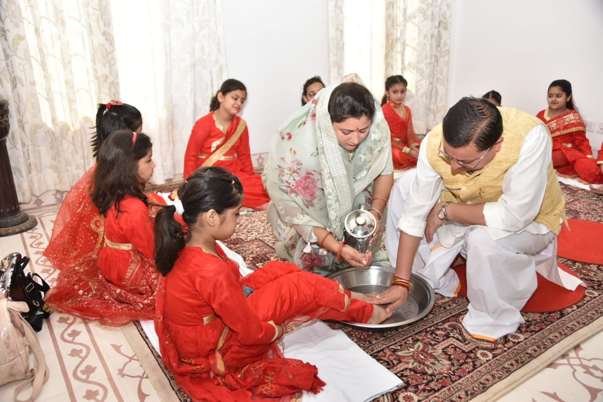 shardiya navratri 2021: Chief Minister Pushkar Singh Dhami and Baba Ramdev offered special prayers today